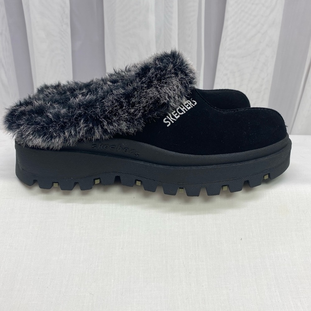 Skechers Shindigs Platform Slip On Clog